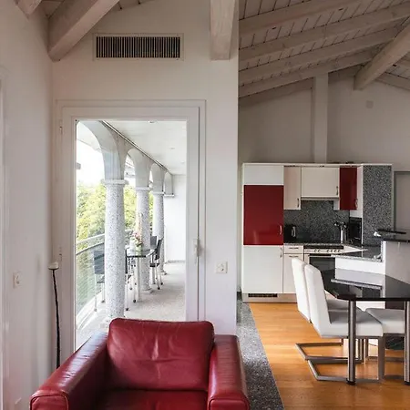 Apartamento Casa Delphin App 1633 *